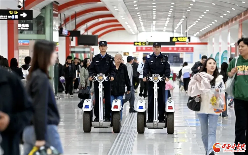 2025年國慶中秋期間 甘肅社會治安大局安全穩(wěn)定